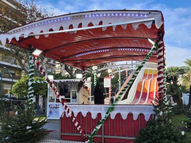 Un Noël à la montagne - Luges du père Noël