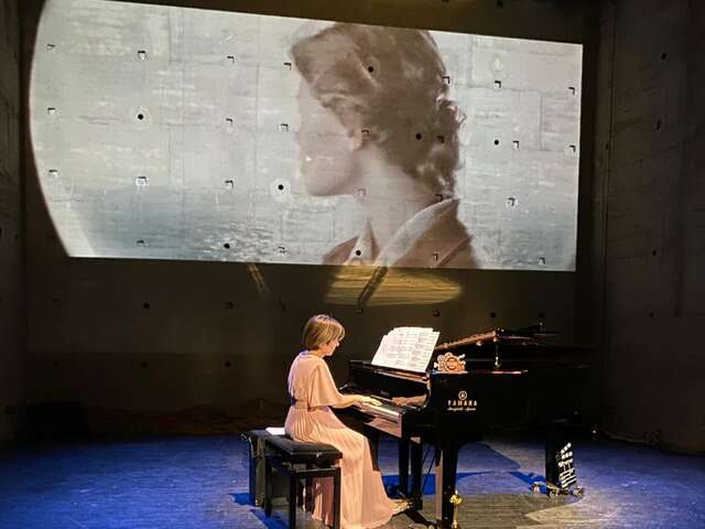 Village Charlot : Le piano fait son cinéma