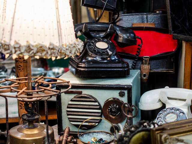 Brocante - Vide Grenier Pinsot