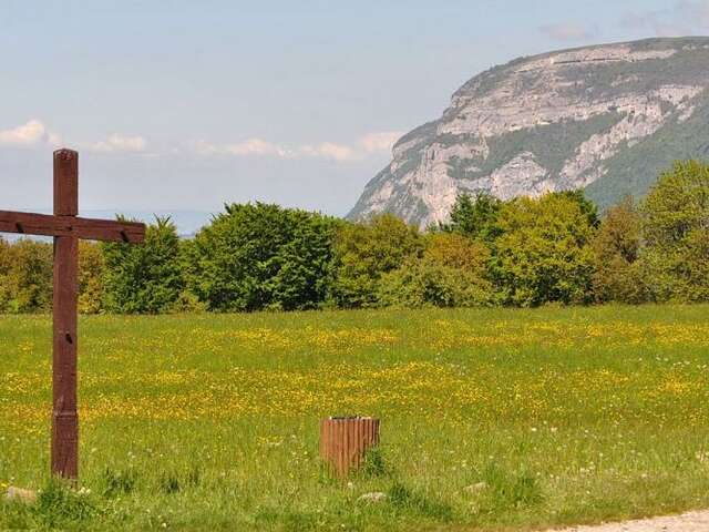 Panorama du Mont-Sion - Croix de vin