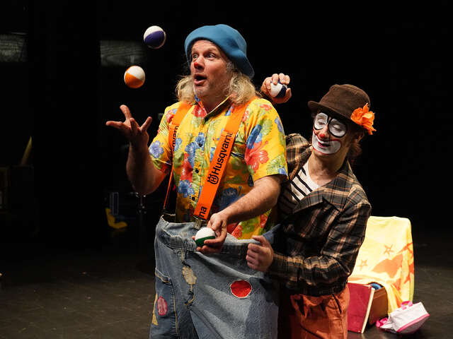 Spectacle "Les acrobates fous" par la Cie Art Flex