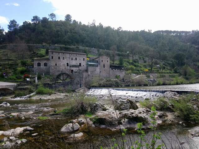Le Moulin du Temps à Corbès