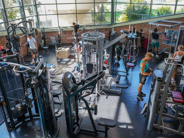 Kraft- und Fitnesscenter R.Bozon