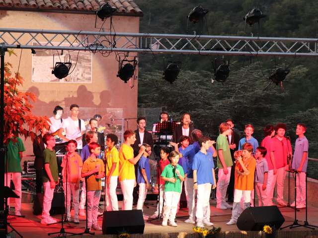 Repas concert avec les Petits Chanteurs d'Asnières