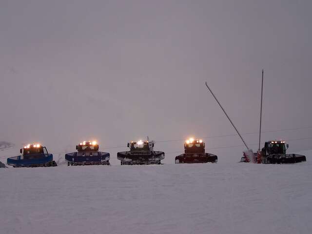 Behind the scenes in the ski area