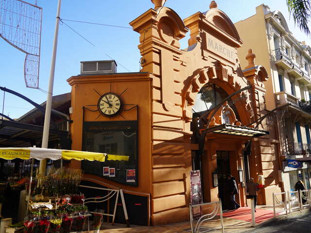 Gustave Eiffel covered market