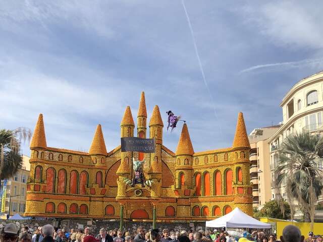 91ème Fête du Citron® - Exposition de motifs d'agrumes