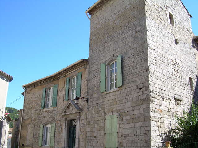 La Tour Pézène