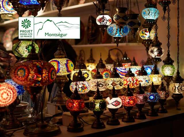 Les marchés d'artisans de Sensations Pyrénées Cathares "Des milles et une mains"