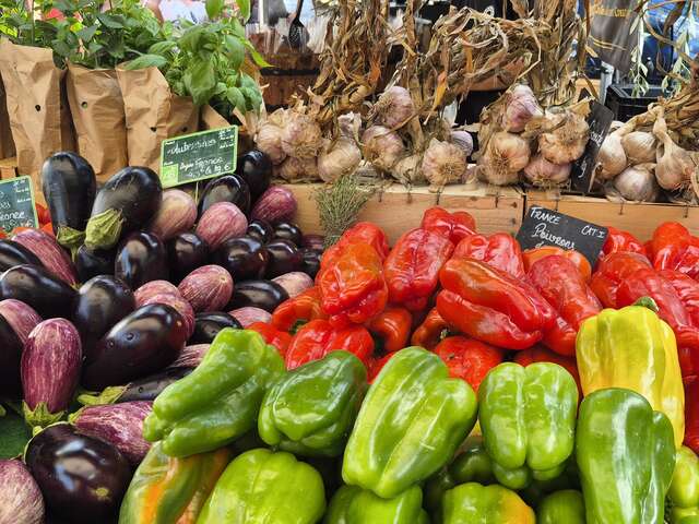 Marché provençal hebdomadaire