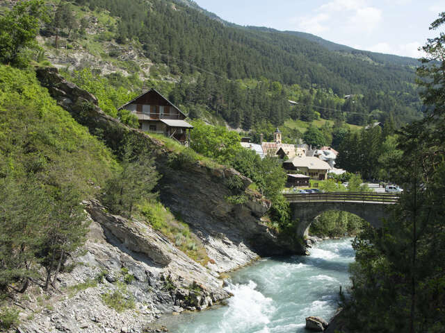 19 - Au fil du Guil en VTT