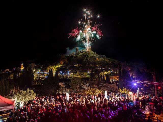 Feu d'artifice de Noël à Grimaud