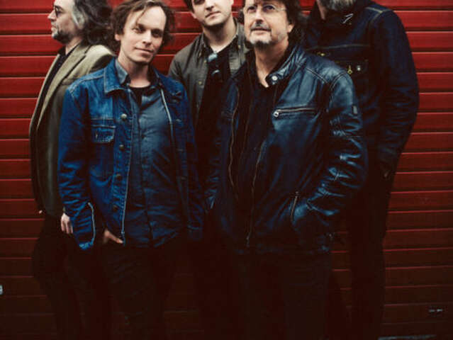 Konzert von Matmatah und The Fuzzy Brass Four