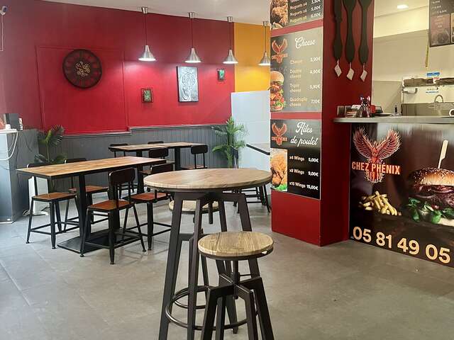 Chez Phenix