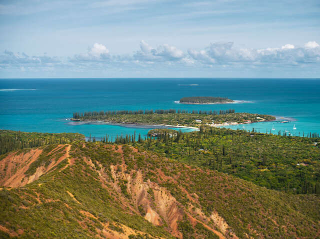 Sentier de randonnée au Pic N'ga