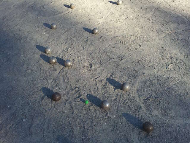 Pétanque : terrain au Chinaillon (La Floria)
