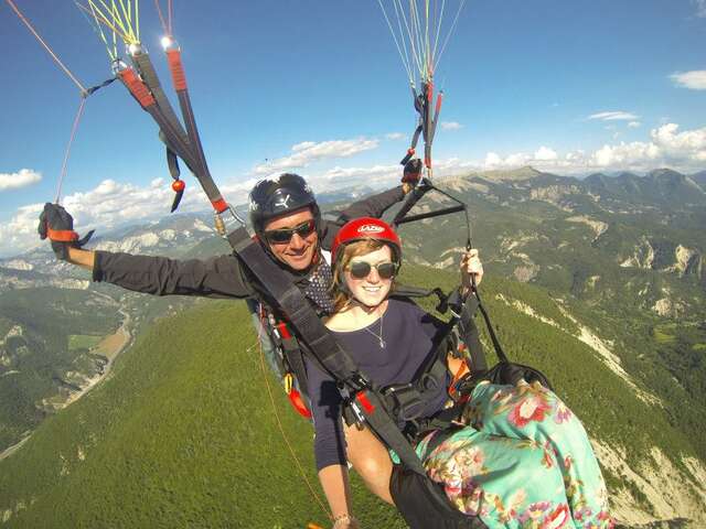Ecole de Parapente Haut les Mains