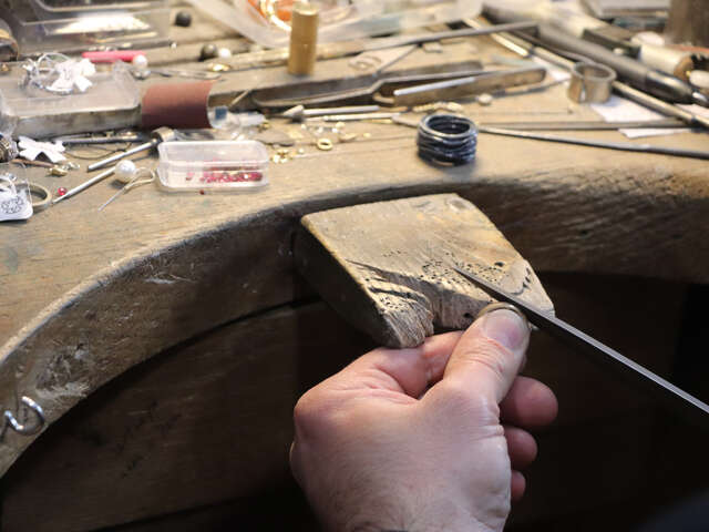 Dans les coulisses de la joaillerie d'art