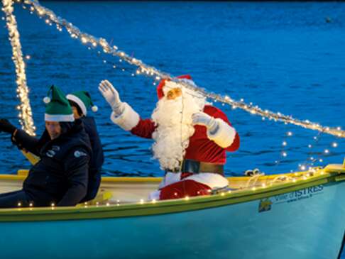 Le Père Noël débarque à Istres !