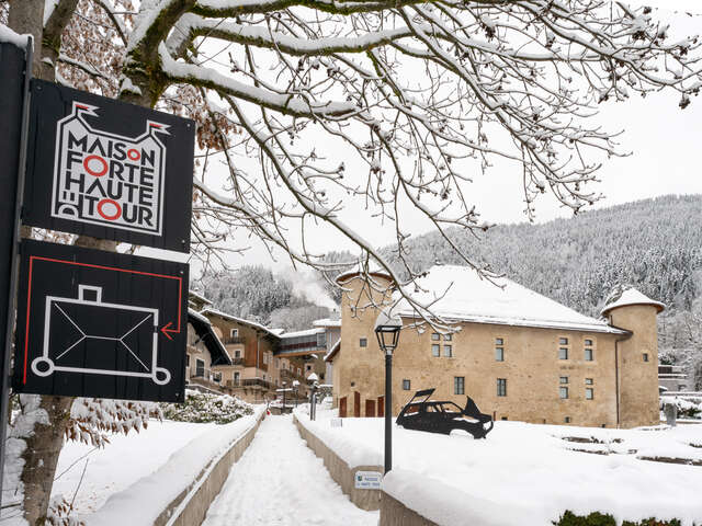 Maison Forte de Hautetour