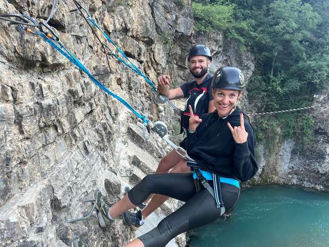 Via ferrata famille et petit groupe