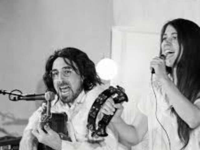 Yoko et John" show - Centre Dramatique des Villages