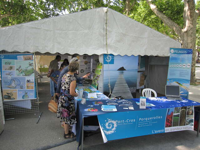 Inf'eau Mer Booth