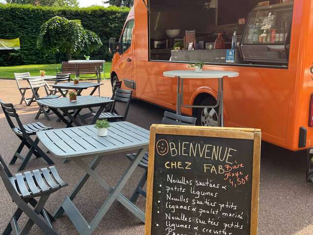 Repas festif Foodtruck Aux Fruits de la Treille