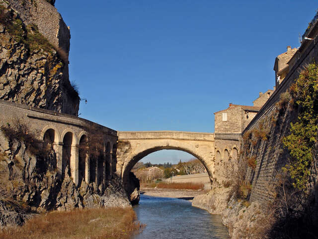 Le Pont Romain