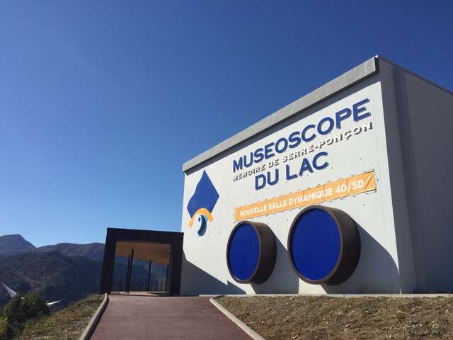 Museoscope of the Lake