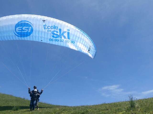 Chaussée Glissante Paragliding