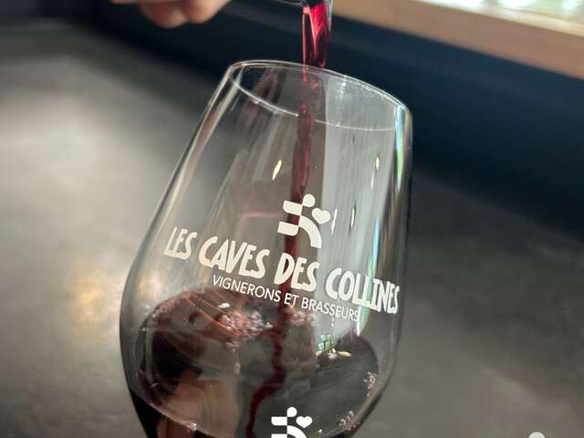 Abend in den Caves des Collines