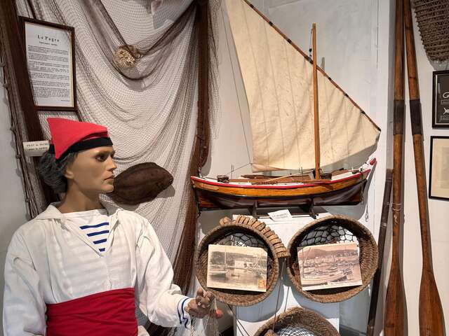 Visite guidée de la tour carrée – maison des traditions