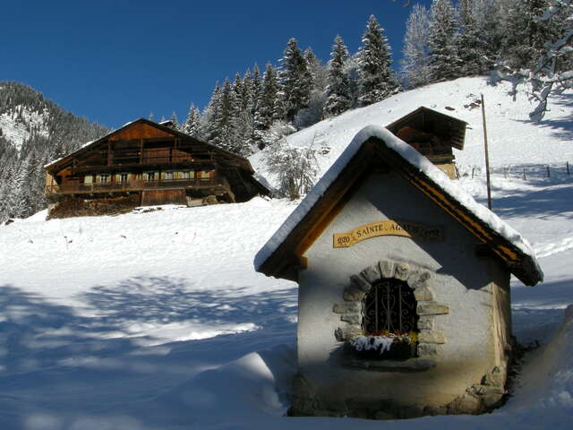 Les oratoires de Châtel