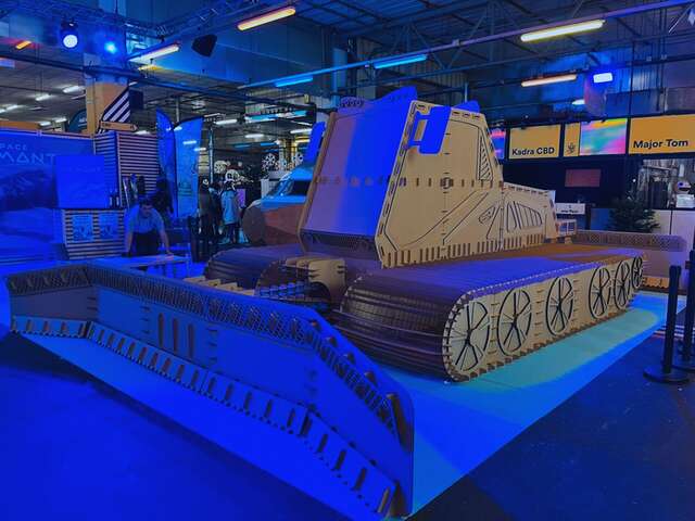 Atelier "Mini-dameuse en carton"