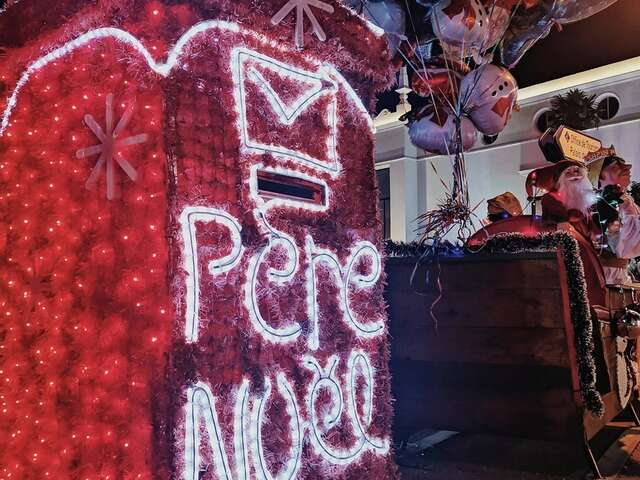 Un Noël à la montagne - La boîte aux lettres du Père Noël.