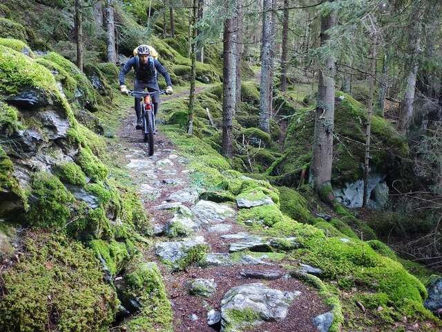 Ambition Outdoor : Randonnées, trekking et VTT(AE) au Pays du Mont-Blanc