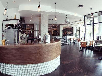Urban Kitchen