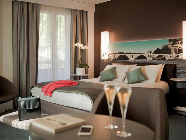Hôtel Mercure Pont d'Avignon