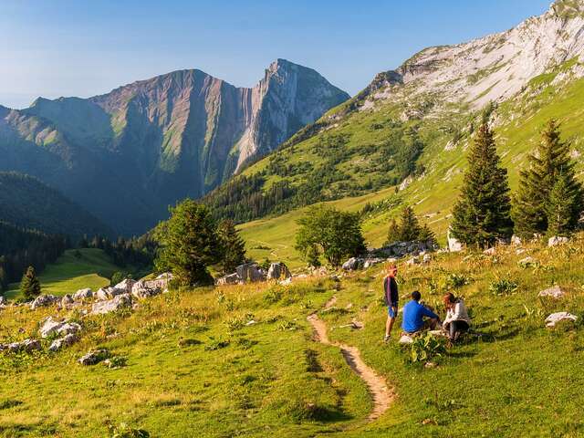 Tour de l'Arcalod - Rando Pédestre 2 jours