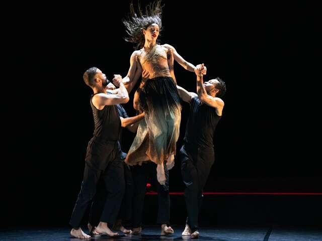 Carmen' Abou Lagraa Tunis Opera Ballet - Festival Vaison Danses