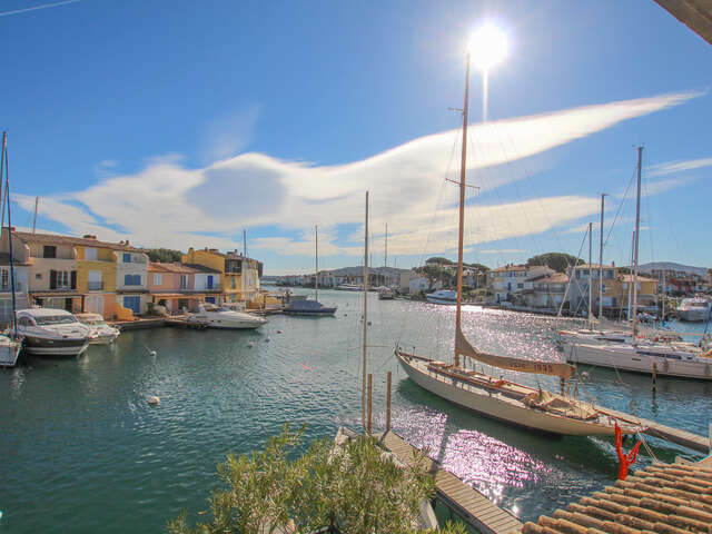 Maison 3 chambres avec climatisation et amarrage