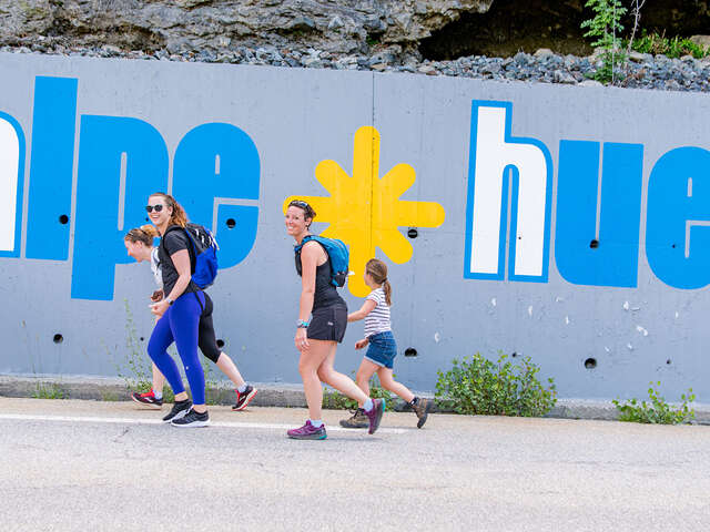 Montée de l'Alpe d'Huez du 93ème RAM