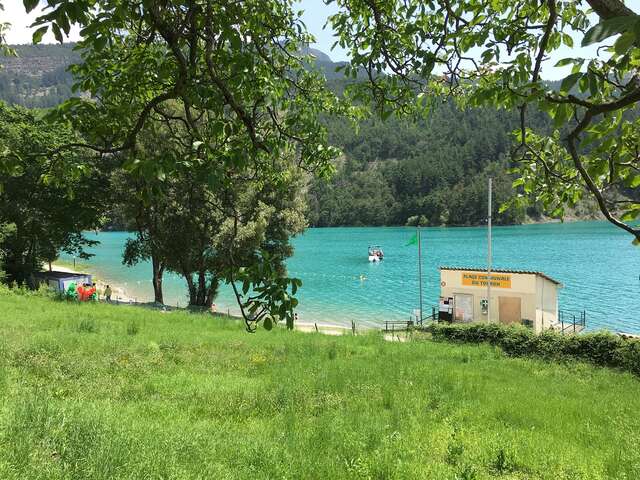 Plage du Touron à Saint Julien du Verdon