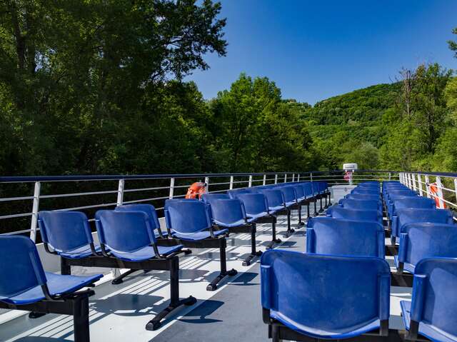 Croisières au départ de Lavours avec Bateaucanal