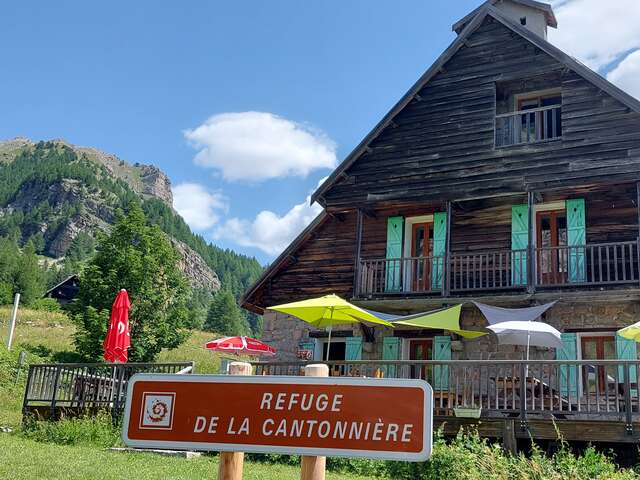 Refuge de la Cantonnière