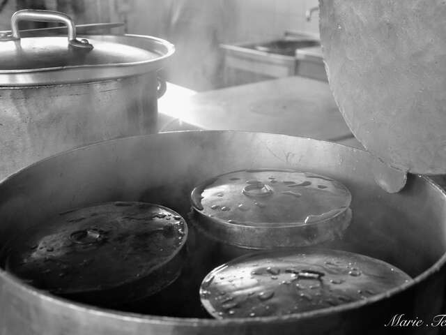 Dancing party and traditionnal meal