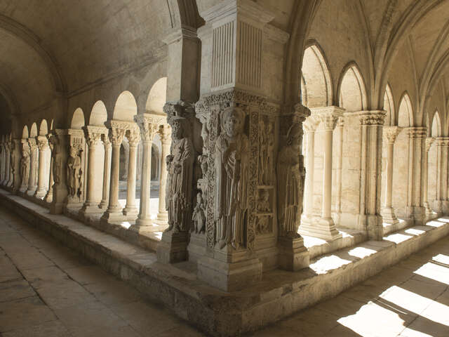 Cloître Saint Trophime
