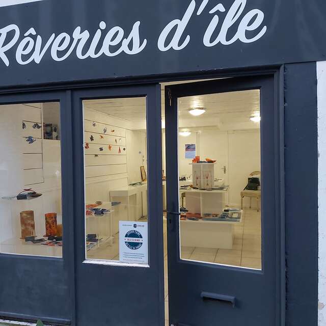 Rêveries d'Ile, Artisanat du verre