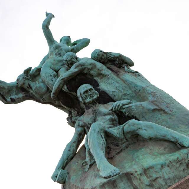 Monument à Jean de Bologne